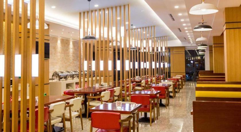 Ibis Dongguan Dongcheng Hotel Buitenkant foto