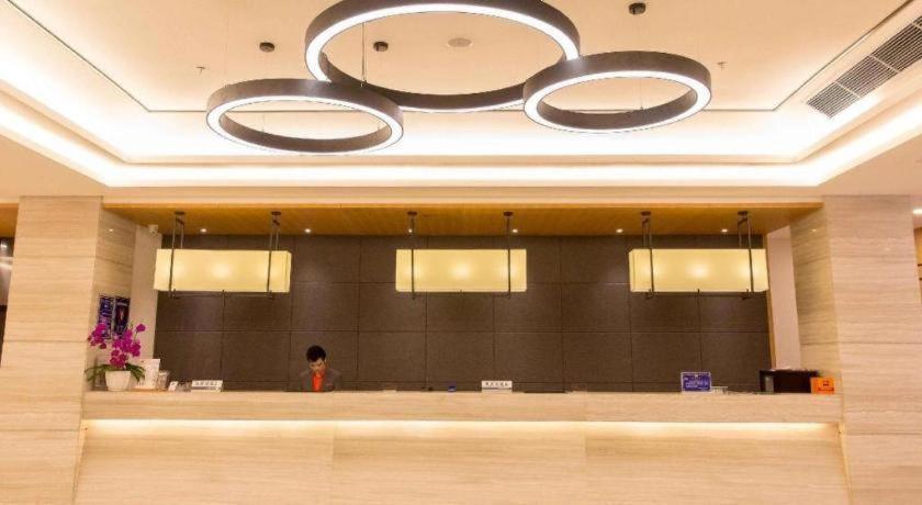 Ibis Dongguan Dongcheng Hotel Buitenkant foto