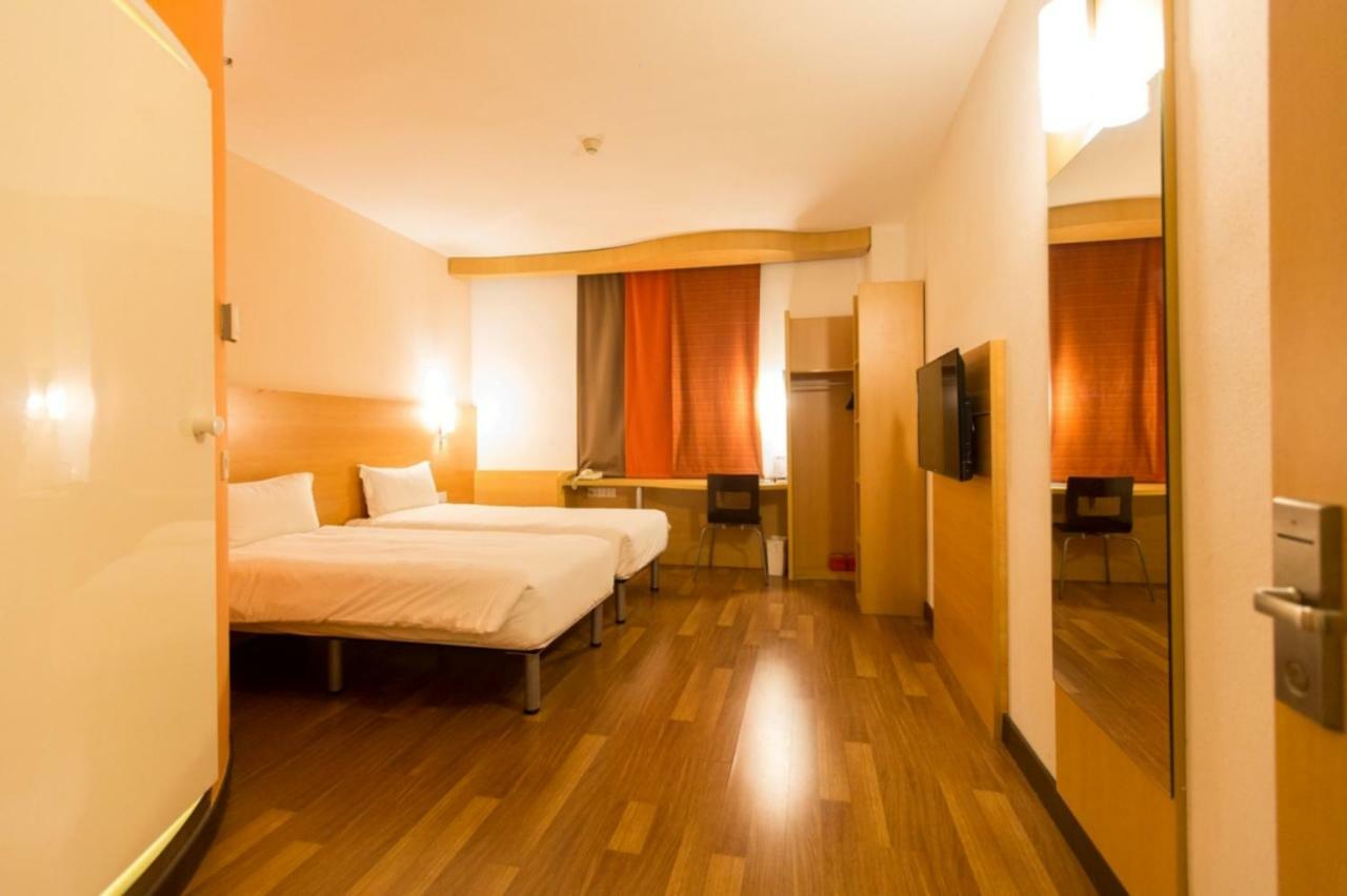 Ibis Dongguan Dongcheng Hotel Buitenkant foto