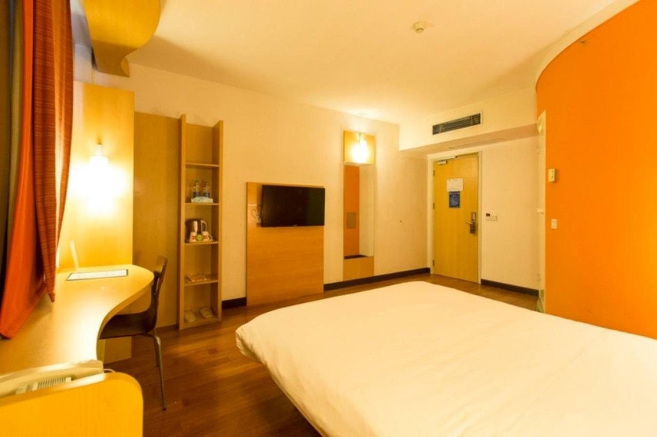 Ibis Dongguan Dongcheng Hotel Buitenkant foto