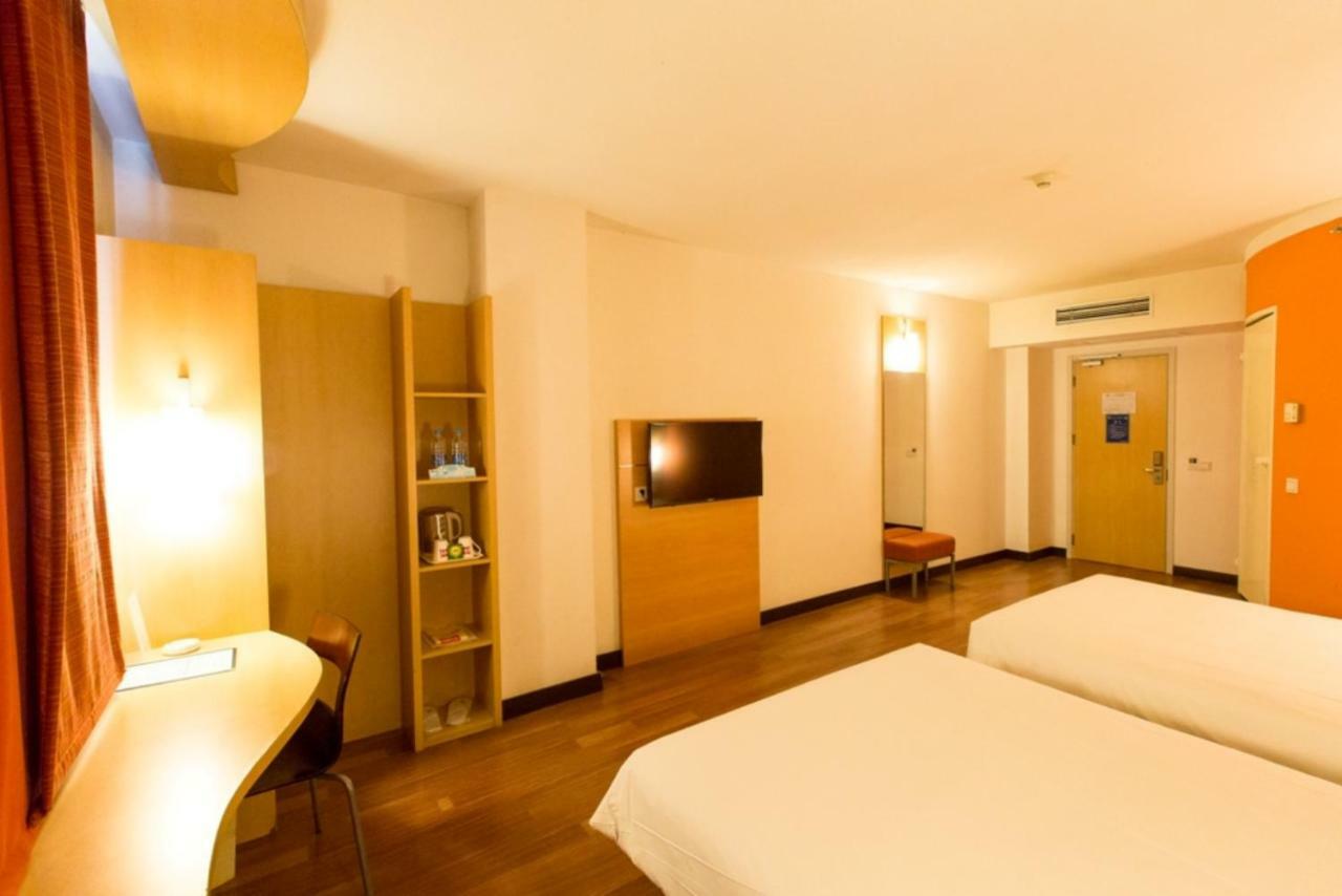 Ibis Dongguan Dongcheng Hotel Buitenkant foto