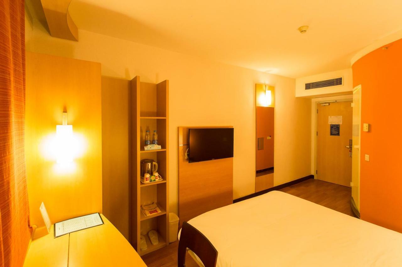 Ibis Dongguan Dongcheng Hotel Buitenkant foto